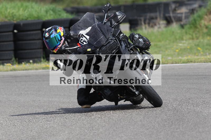 Archiv-2025/05 14.04.2025 Plüss Moto Sport ADR/Einsteiger/67